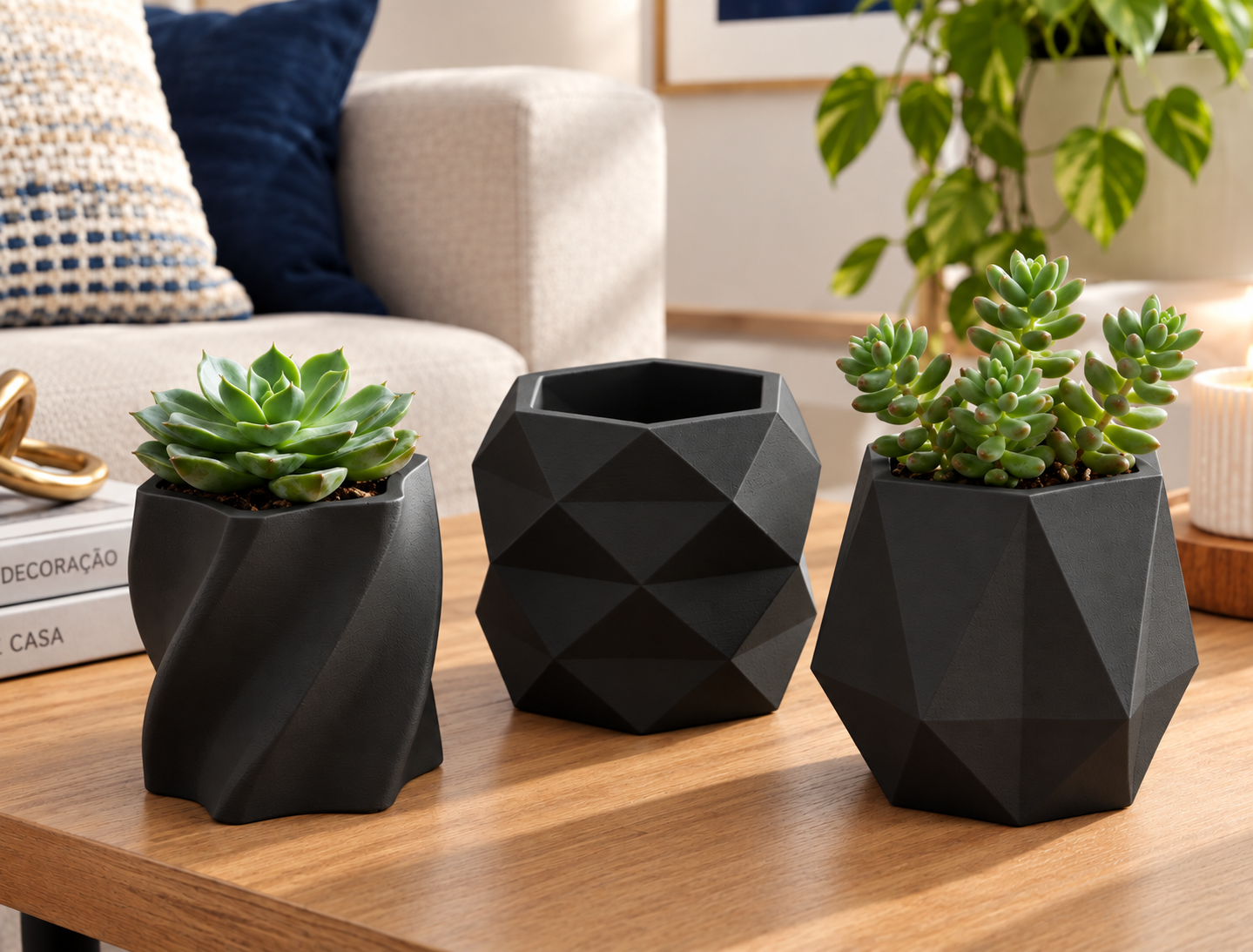 Vasos geométricos preto-fosco.png